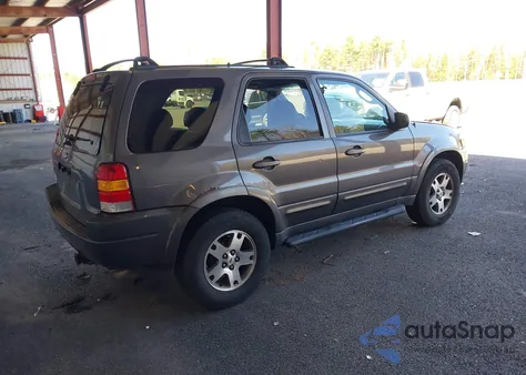 2003 Ford Escape Limited из США, поврежденный, VIN 1FMCU04183KA03950